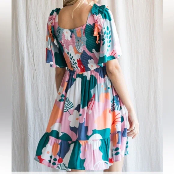 Cute Flower Dress - Picture 2 of 7